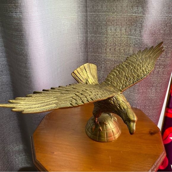Incredible Large Vintage Brass Eagle Statue Flying Federal Globe Wings Open Rare - Picture 13 of 13
